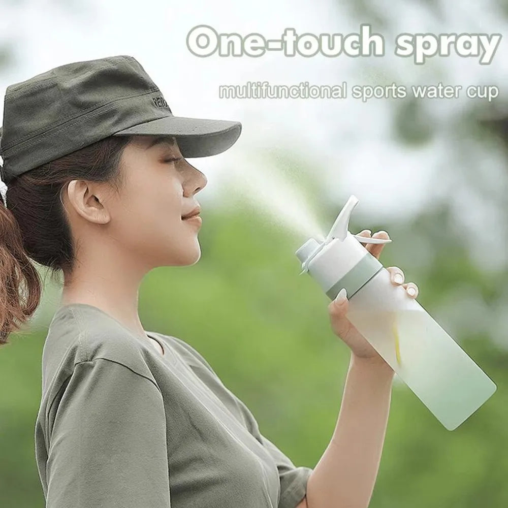 700ml Water Bottle for Girls Outdoor Sport Fitness Water Cup Large Capacity Spray Bottle BPA Free Drinkware Travel Bottles