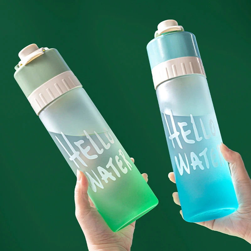 Hot Sale 650ml Spray Water Bottle Outdoor Sports Fitness Water Cup Large Capacity Portable Water Bottle Jet Water Spray Cup