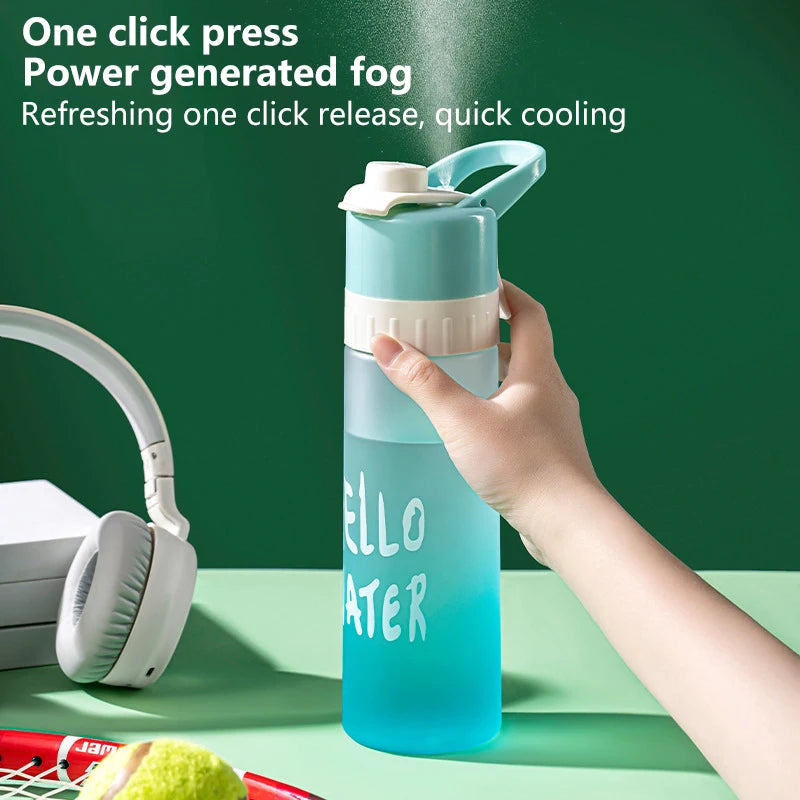 Hot Sale 650ml Spray Water Bottle Outdoor Sports Fitness Water Cup Large Capacity Portable Water Bottle Jet Water Spray Cup